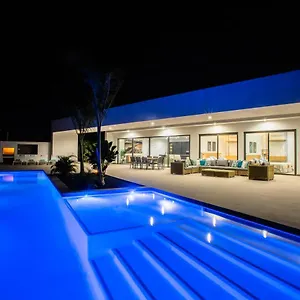 https://villa-macn.in-canary-islands.com